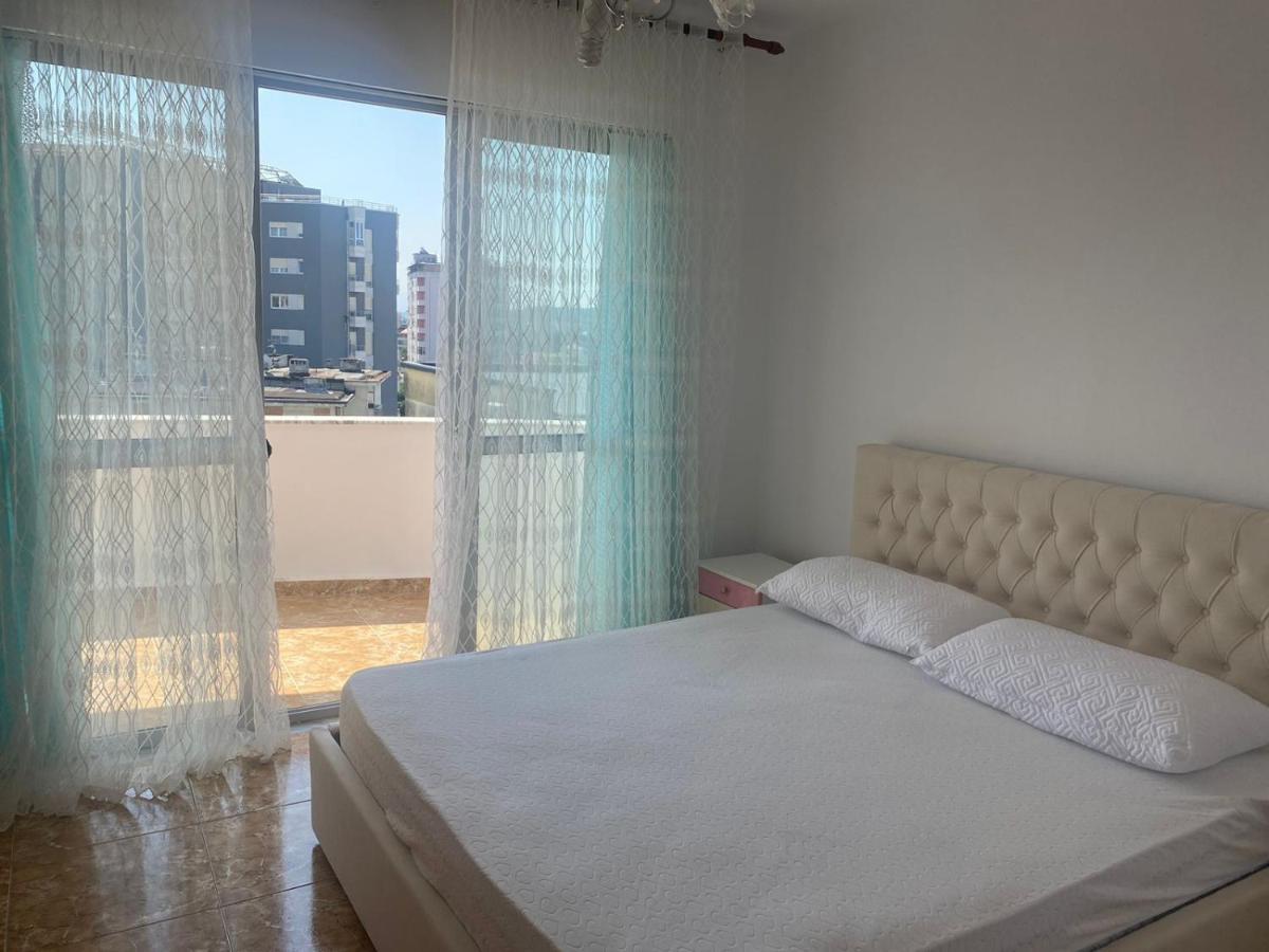 Center Of Shkodra Apartment Exterior photo
