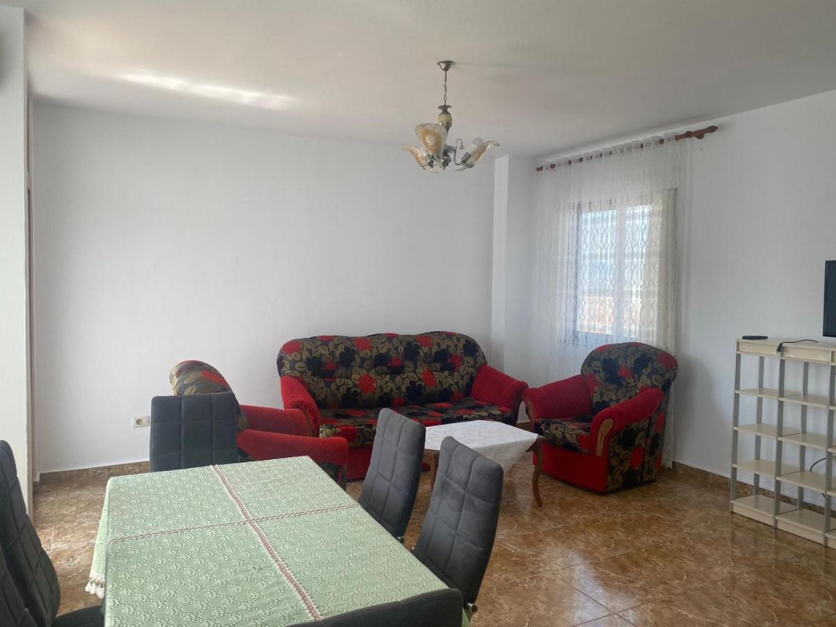 Center Of Shkodra Apartment Exterior photo